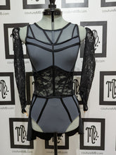 Caged beauty lace with gauntlets