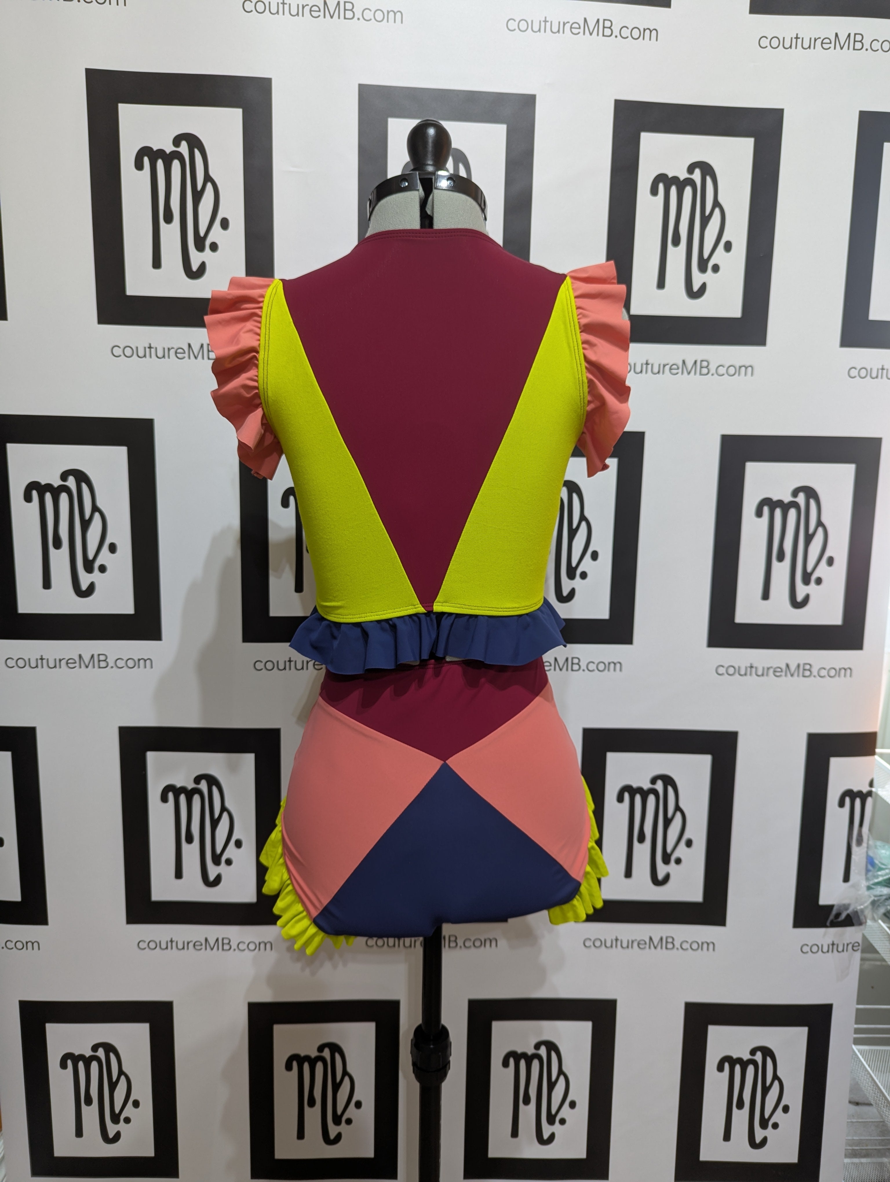 Multicolored ruffle triangle 2 two piece