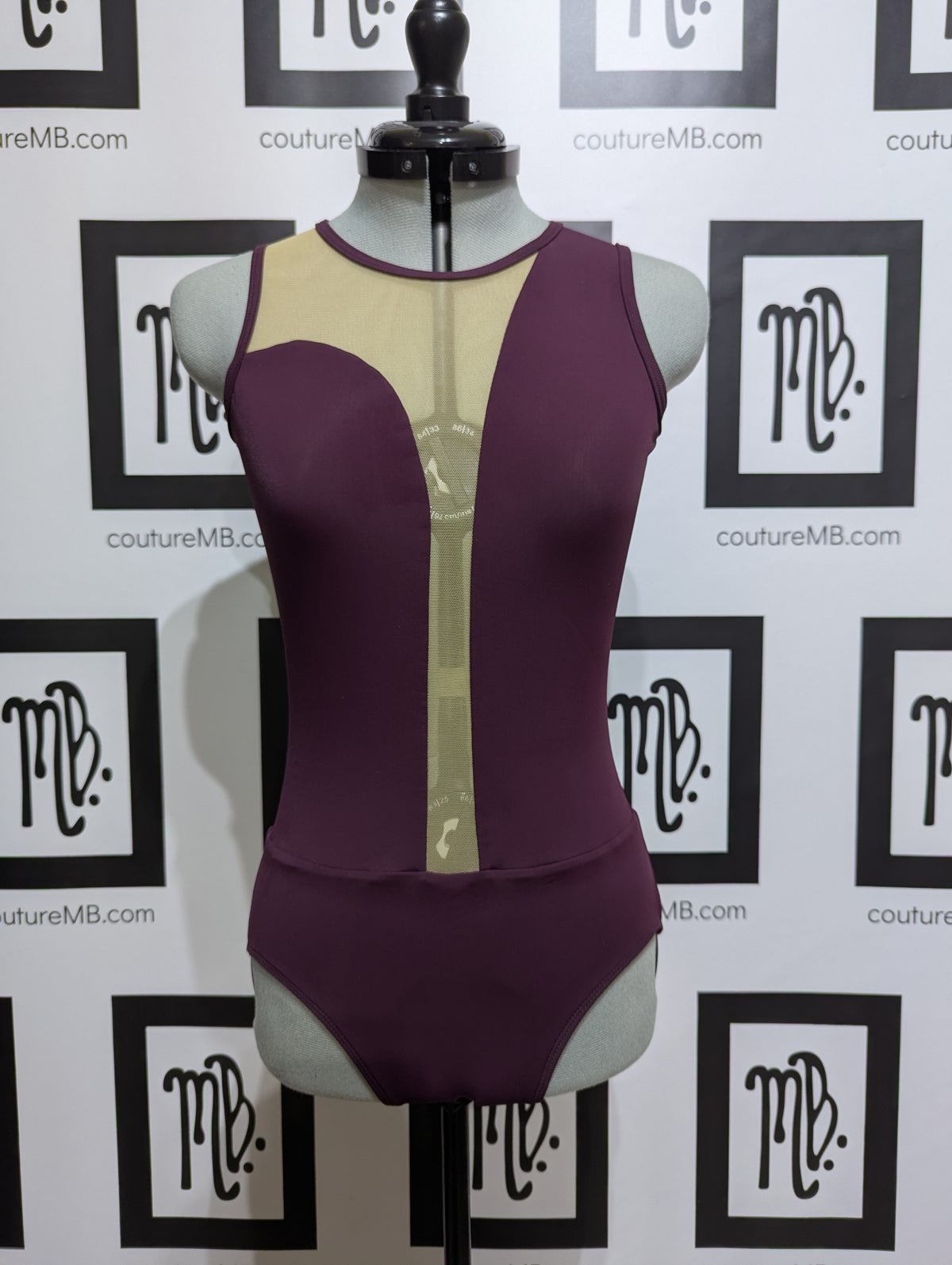 Asymmetrical deep dive leotard