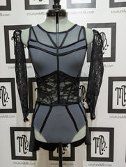 Caged beauty lace with gauntlets