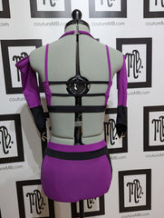 Contrast angle two piece with gauntlets & straps