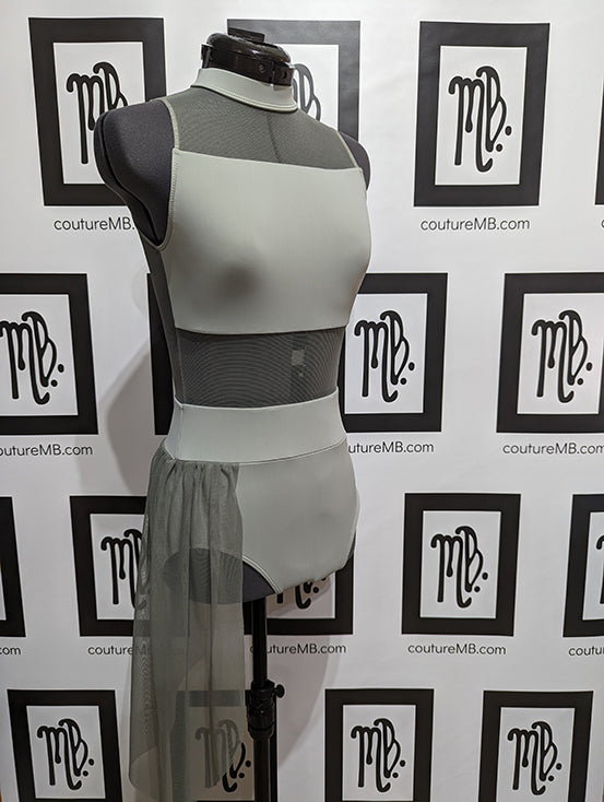 Geometrical leotard with side skirt and zipper