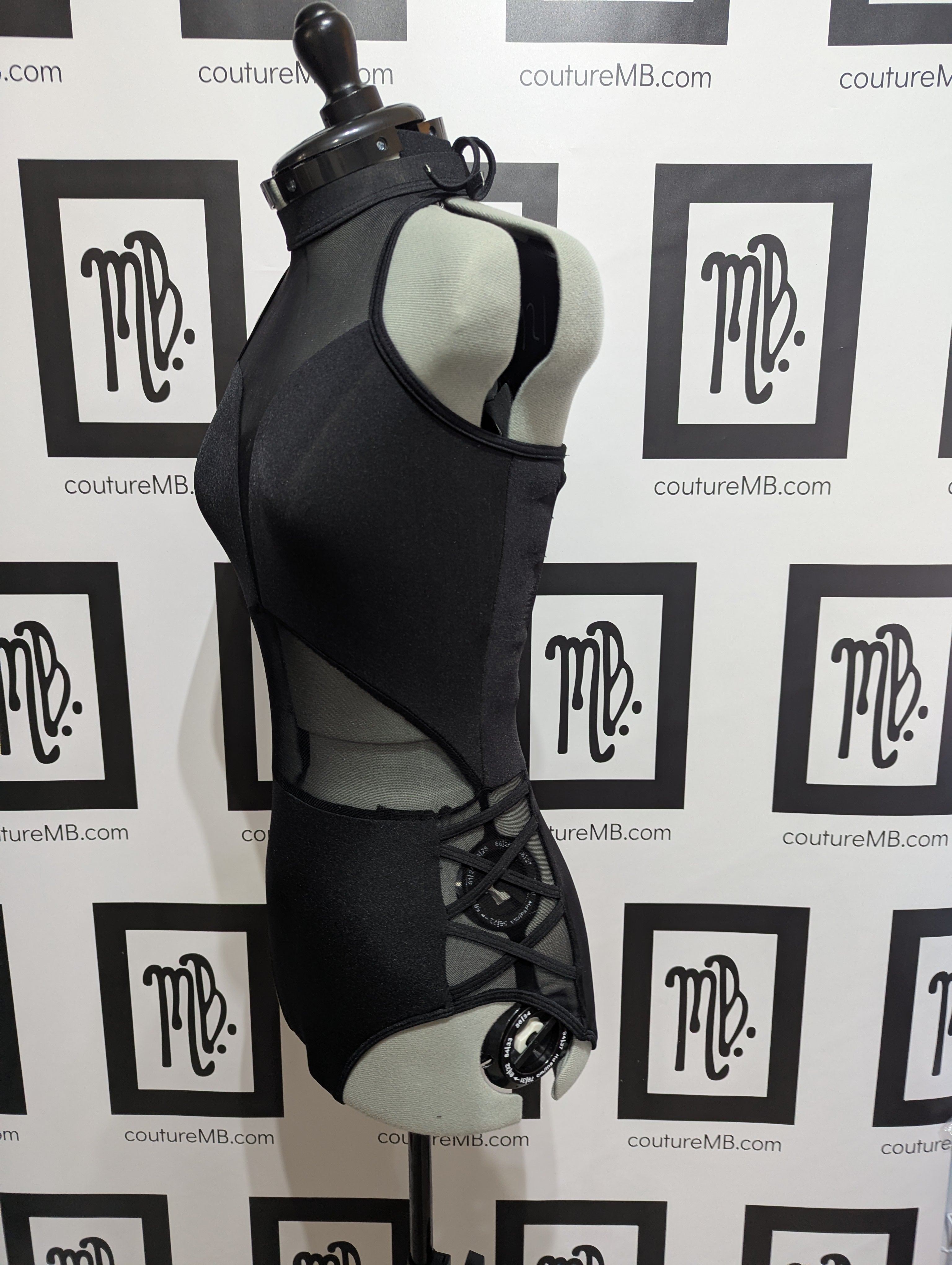 Leotard strappy mesh hip cutout